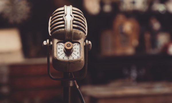 microphone rétro vintage années 40